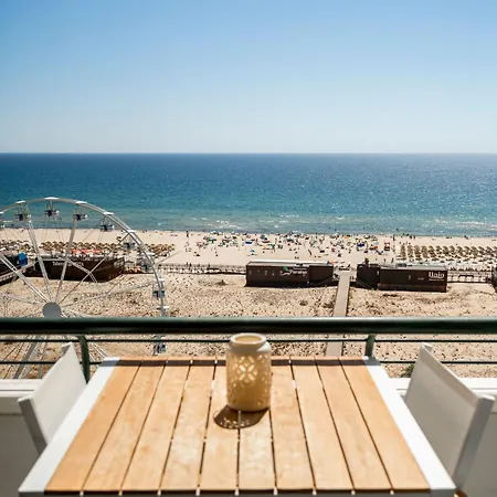 Sea Lovers - Sea Front -