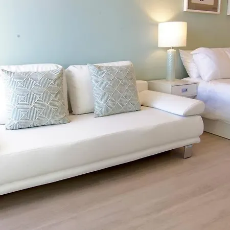 Sea Lovers - Sea Front -